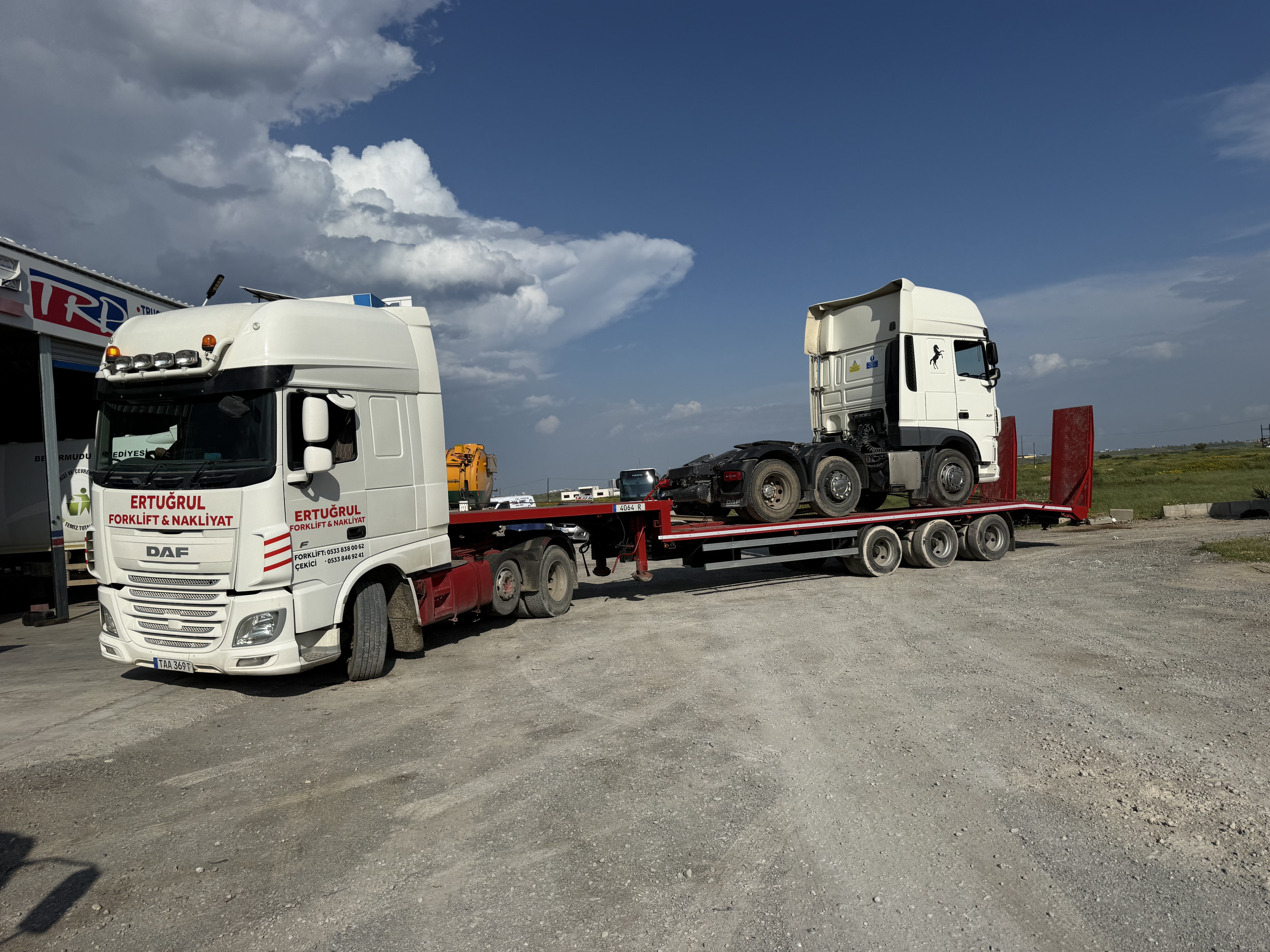 kamyon tır iş makinesi taşıma çekici hizmeti
